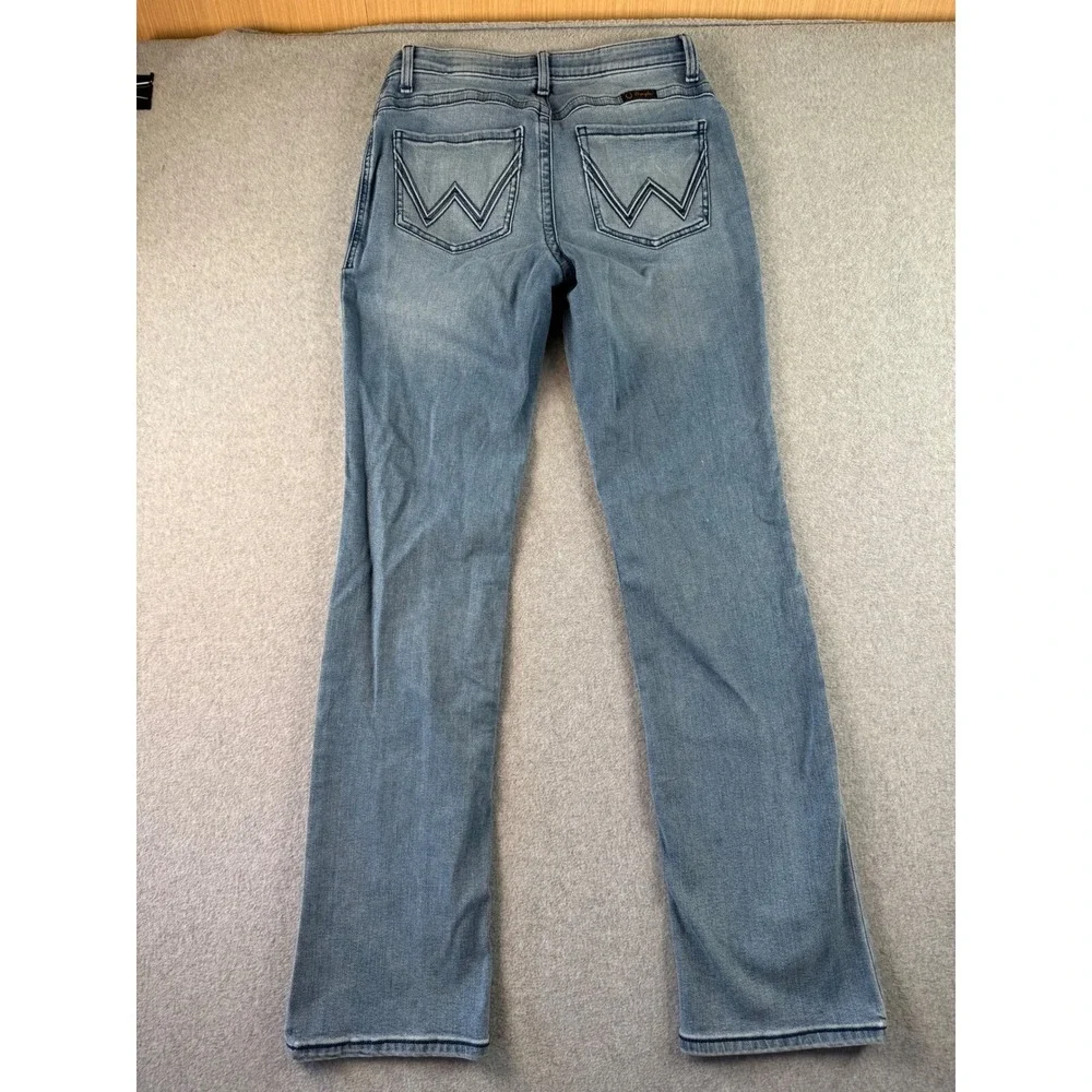 Wrangler Willow Ultimate Riding Jeans Light Wash Bootcut Denim 9x36 10WRW60AR
